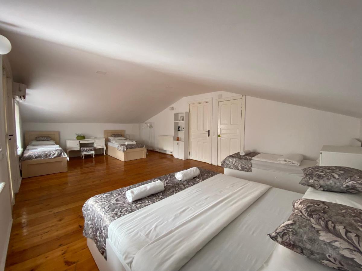 Гостевой дом Aloft House Кутаиси Экстерьер фото